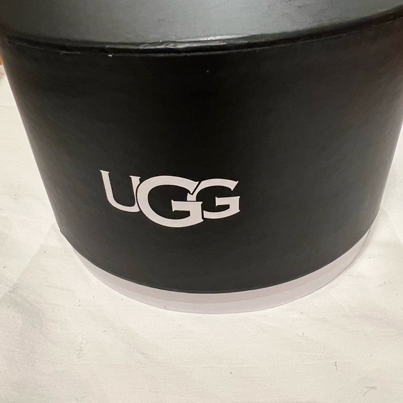NWT UGG Ear Warmer - Picture 11 of 13